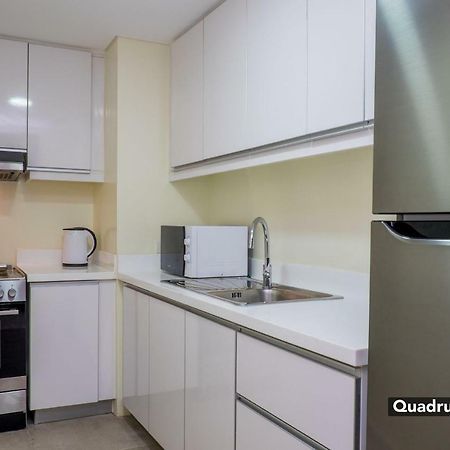 Zen Home At Icon Plaza Bgc Taguig Exteriör bild
