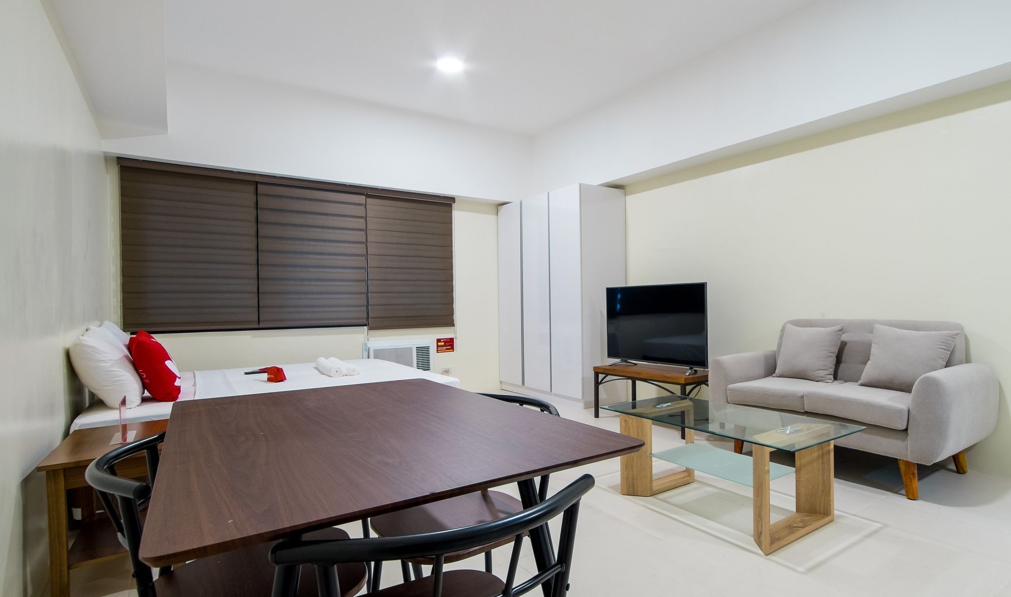 Zen Home At Icon Plaza Bgc Taguig Exteriör bild